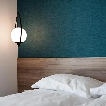 Yacht Park Marina View - Billberry * גדינייה