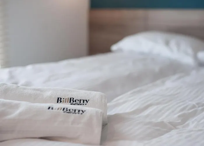 Yacht Park Marina View - Billberry