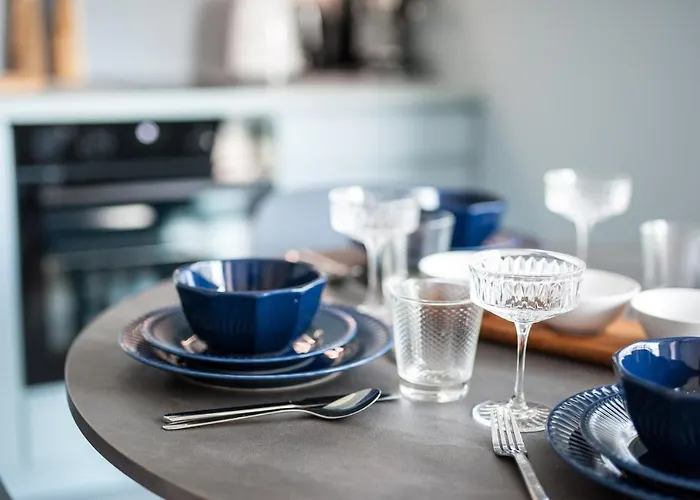 Yacht Park Marina View - Billberry *